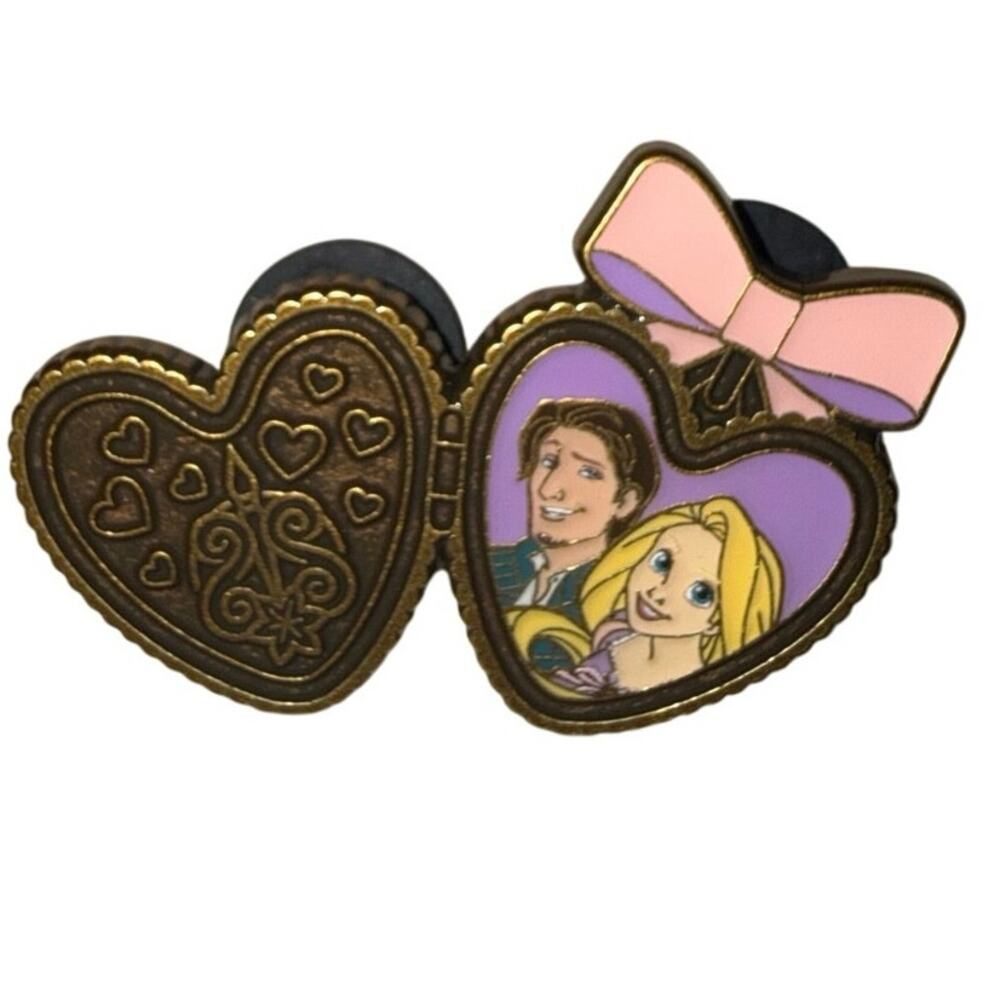 Rapunzel and Flynn heart locket Princess Couple Lockets Mystery Loungefly pin